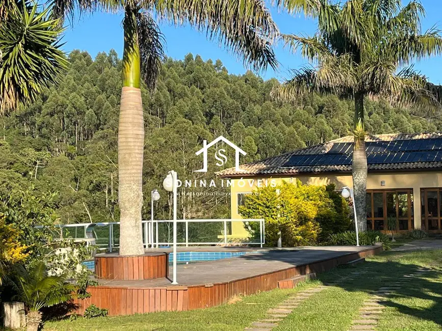 Foto 2 de Sítio / Rancho com 6 quartos à venda, 1000m2 em Bom Jesus Dos Perdoes - SP