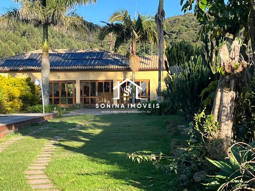 Foto 1 de Sítio / Rancho com 6 quartos à venda, 1000m2 em Bom Jesus Dos Perdoes - SP