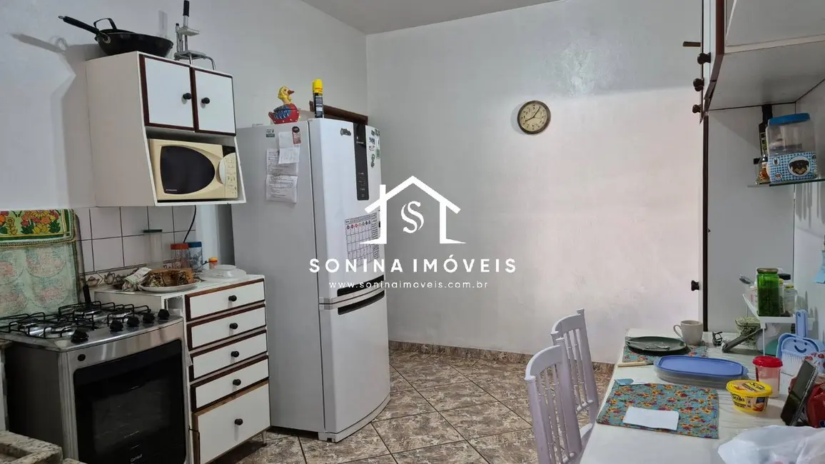 Foto 8 de Casa com 5 quartos à venda, 182m2 em Atibaia Jardim, Atibaia - SP