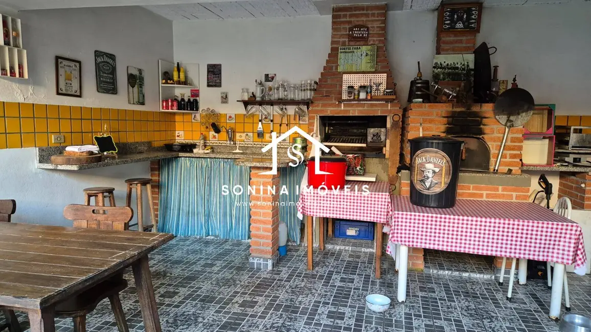 Foto 4 de Casa com 5 quartos à venda, 182m2 em Atibaia Jardim, Atibaia - SP