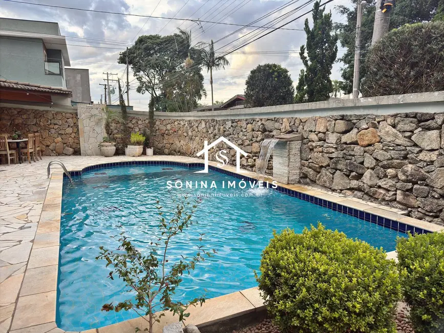 Foto 1 de Casa com 3 quartos à venda, 370m2 em Retiro das Fontes, Atibaia - SP