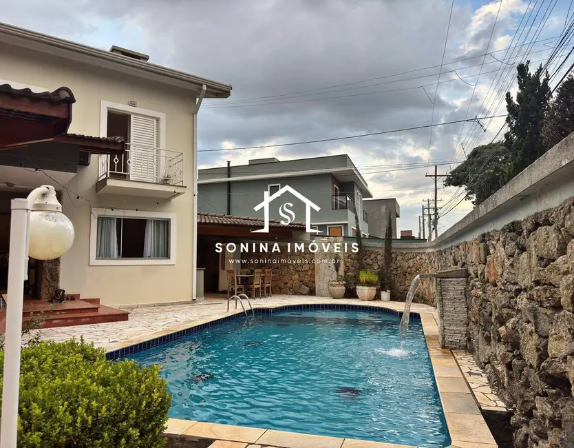 Foto 3 de Casa com 3 quartos à venda, 370m2 em Retiro das Fontes, Atibaia - SP