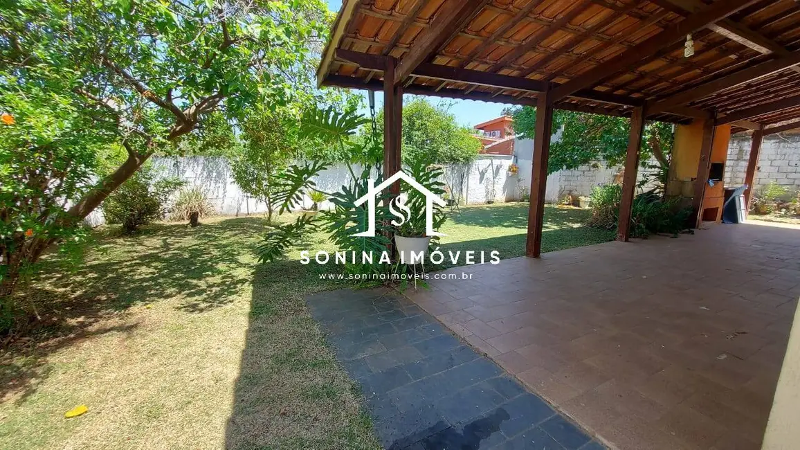 Foto 7 de Casa com 3 quartos à venda, 500m2 em Vila Helena, Atibaia - SP