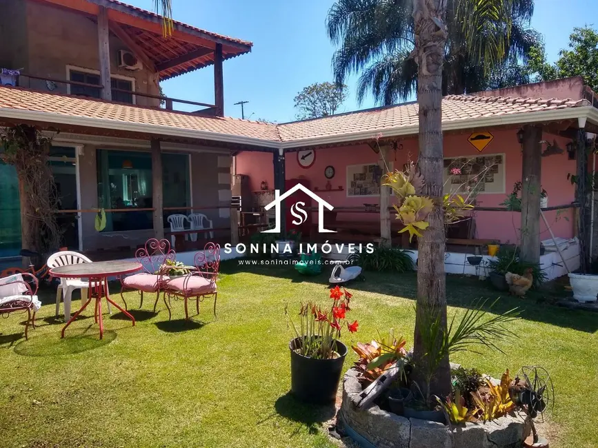 Foto 2 de Casa com 4 quartos à venda e para alugar, 1000m2 em Jardim Estância Brasil, Atibaia - SP