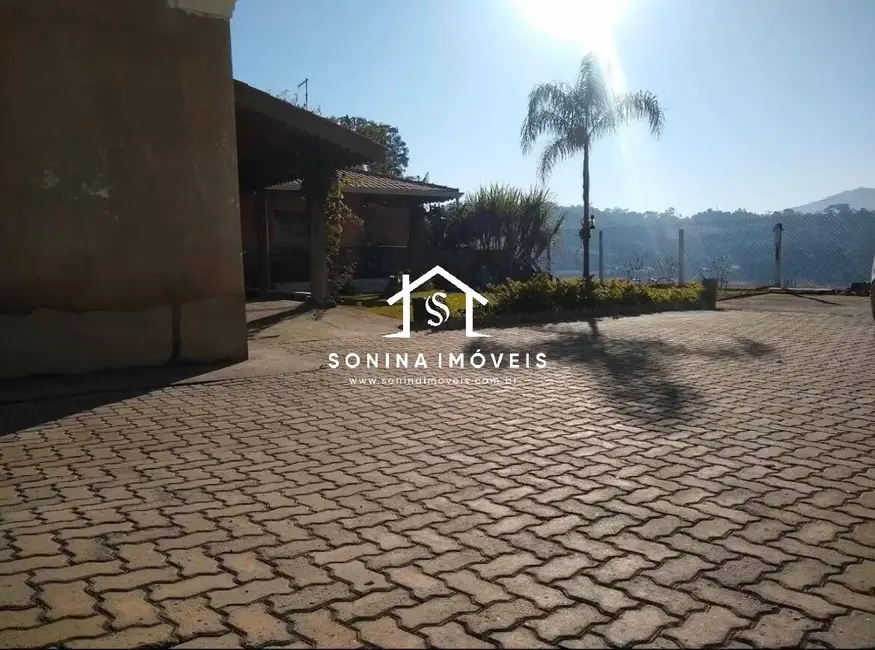 Foto 9 de Casa com 4 quartos à venda e para alugar, 1000m2 em Jardim Estância Brasil, Atibaia - SP