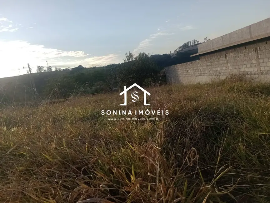 Foto 4 de Terreno / Lote à venda, 384m2 em Atibaia - SP