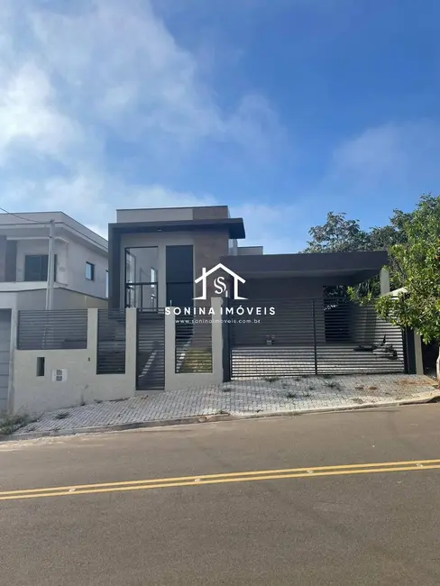 Foto 2 de Casa com 3 quartos à venda, 384m2 em Atibaia - SP