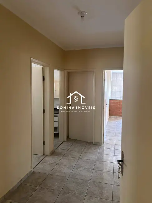 Casa com 3 quartos para alugar, 350m2 em Centro, Atibaia - SP - imagem 9 Foto 9 de Casa com 3 quartos para alugar, 350m2 em Centro, Atibaia - SP