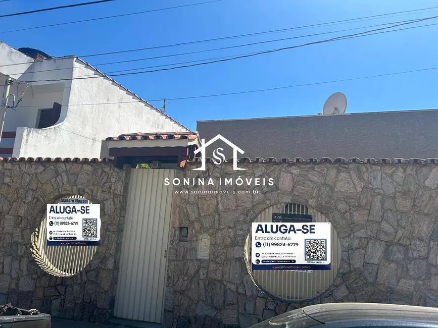 Casa com 3 quartos para alugar, 350m2 em Centro, Atibaia - SP - imagem 1 Foto 1 de Casa com 3 quartos para alugar, 350m2 em Centro, Atibaia - SP