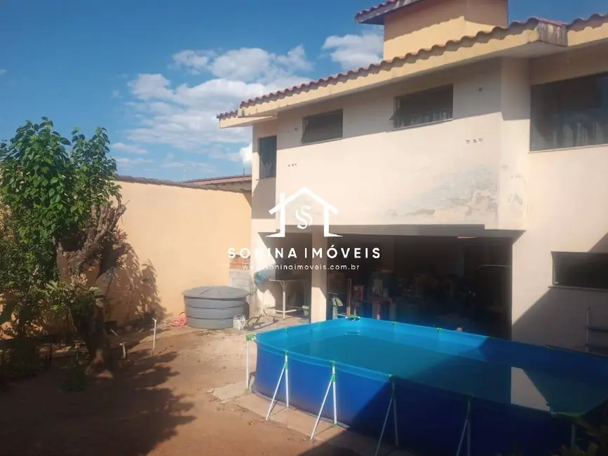 Casa com 4 quartos à venda e para alugar, 570m2 em Jardim Paulista, Atibaia - SP - imagem 6 Foto 6 de Casa com 4 quartos à venda e para alugar, 570m2 em Jardim Paulista, Atibaia - SP