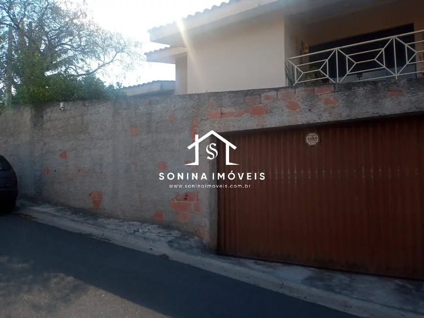 Casa com 4 quartos à venda e para alugar, 570m2 em Jardim Paulista, Atibaia - SP - imagem 3 Foto 3 de Casa com 4 quartos à venda e para alugar, 570m2 em Jardim Paulista, Atibaia - SP