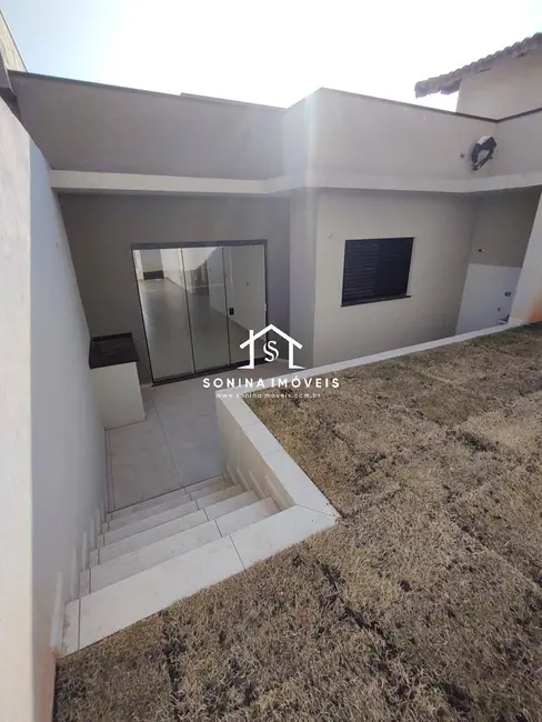 Foto 6 de Casa com 3 quartos à venda, 175m2 em Nova Cerejeira, Atibaia - SP