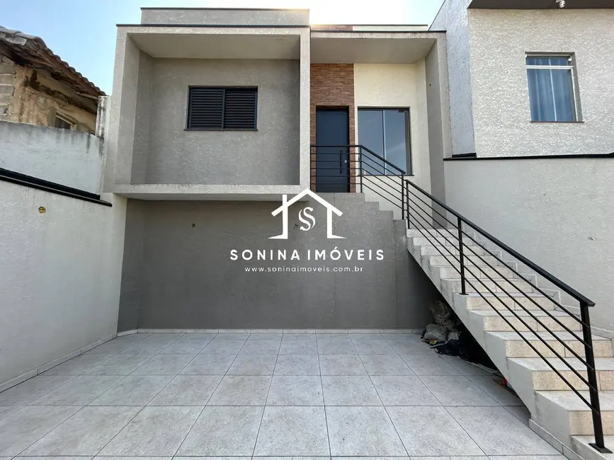 Foto 1 de Casa com 3 quartos à venda, 175m2 em Nova Cerejeira, Atibaia - SP