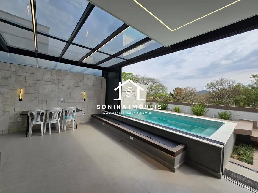 Casa de Condomínio com 4 quartos à venda, 304m2 em Atibaia Jardim, Atibaia - SP - imagem 4 Foto 4 de Casa de Condomínio com 4 quartos à venda, 304m2 em Atibaia Jardim, Atibaia - SP