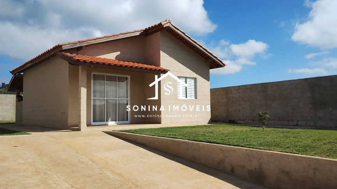 Foto 2 de Casa com 2 quartos à venda, 384m2 em Atibaia - SP