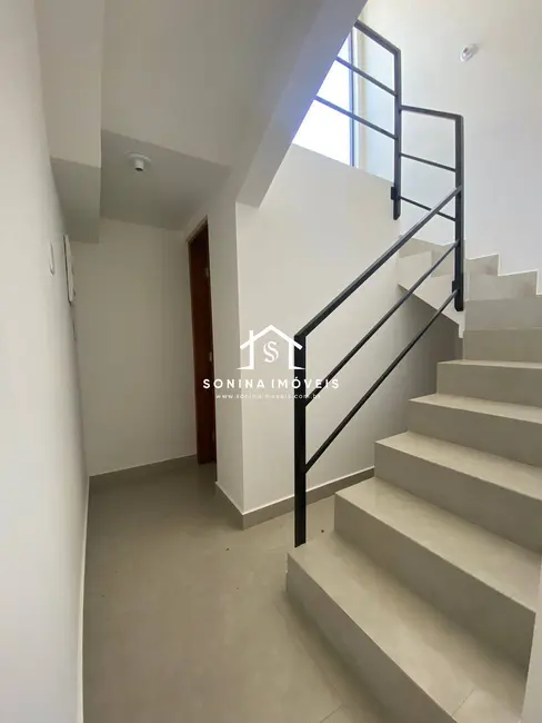 Foto 7 de Casa com 2 quartos à venda, 125m2 em Jardim Maristela II, Atibaia - SP