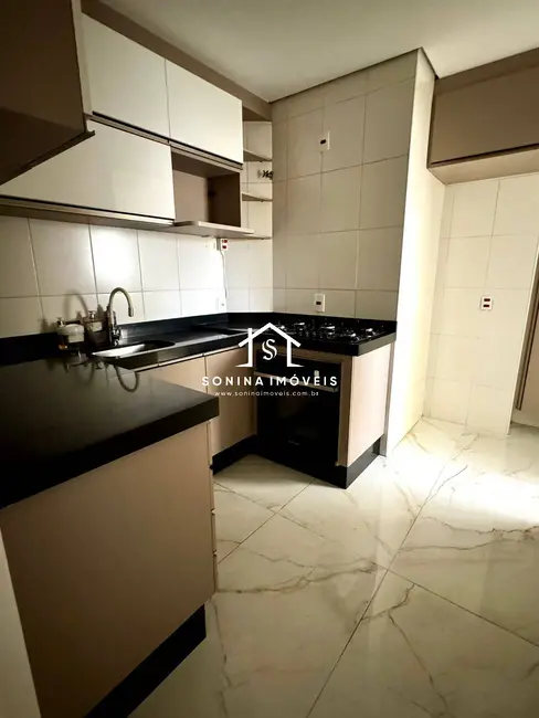 Foto 1 de Apartamento com 3 quartos à venda, 90m2 em Vila Helena, Atibaia - SP