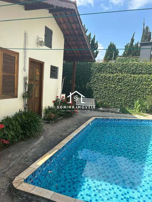 Foto 1 de Casa com 3 quartos à venda, 290m2 em Vila Helena, Atibaia - SP