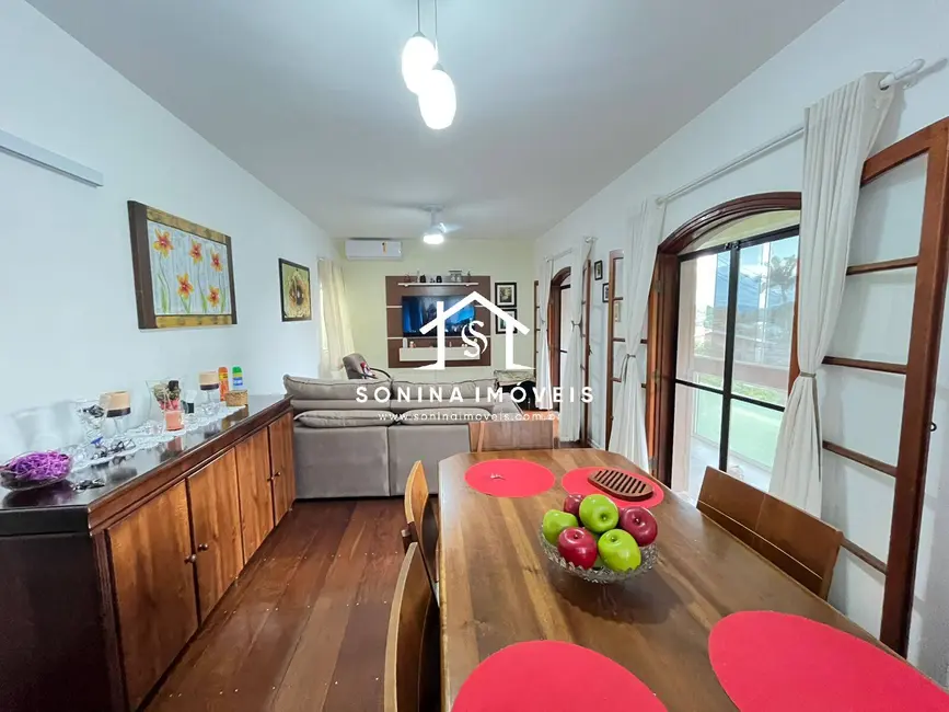 Foto 2 de Casa com 4 quartos à venda, 233m2 em Vila Santista, Atibaia - SP