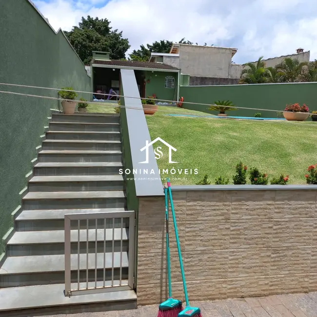 Foto 7 de Casa com 4 quartos à venda, 233m2 em Vila Santista, Atibaia - SP