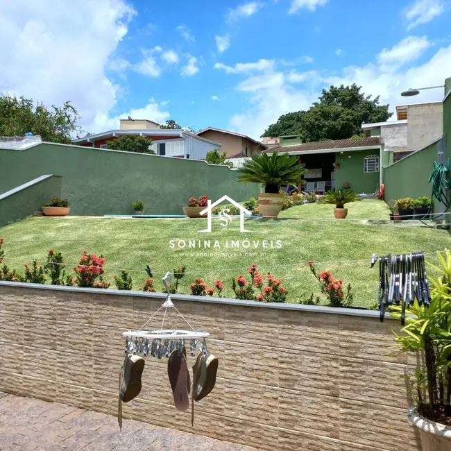 Foto 5 de Casa com 4 quartos à venda, 233m2 em Vila Santista, Atibaia - SP