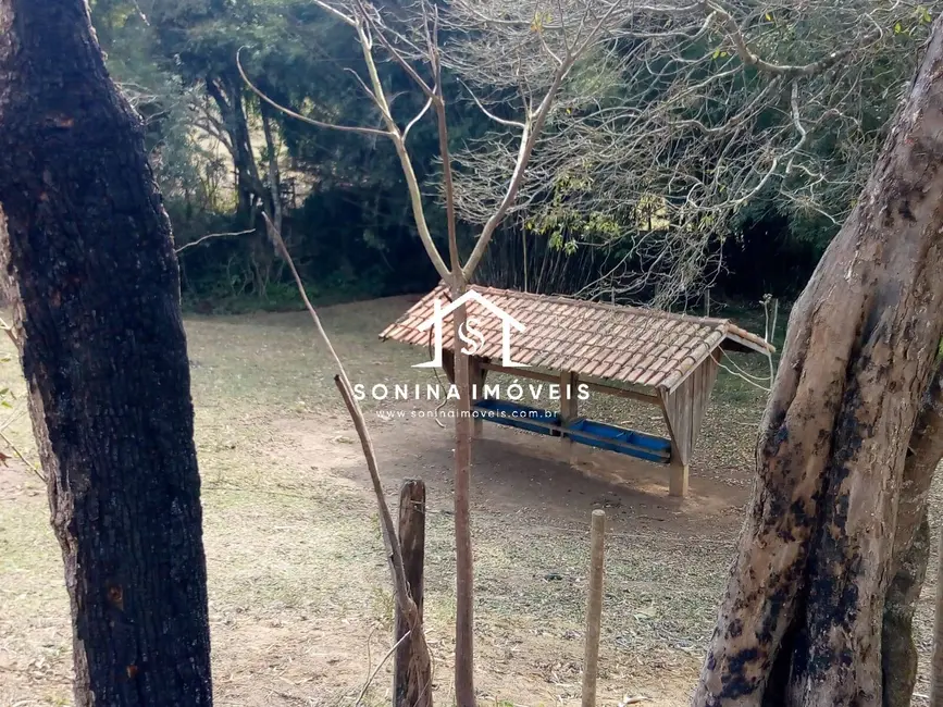 Foto 4 de Sítio / Rancho com 3 quartos à venda, 20m2 em Cambui - MG