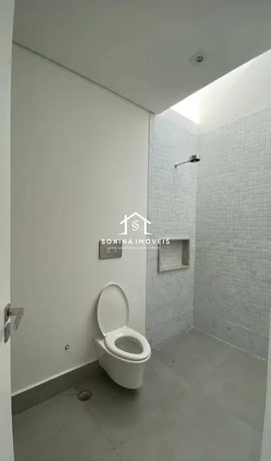 Foto 8 de Casa com 3 quartos à venda, 248m2 em Jardim Estância Brasil, Atibaia - SP