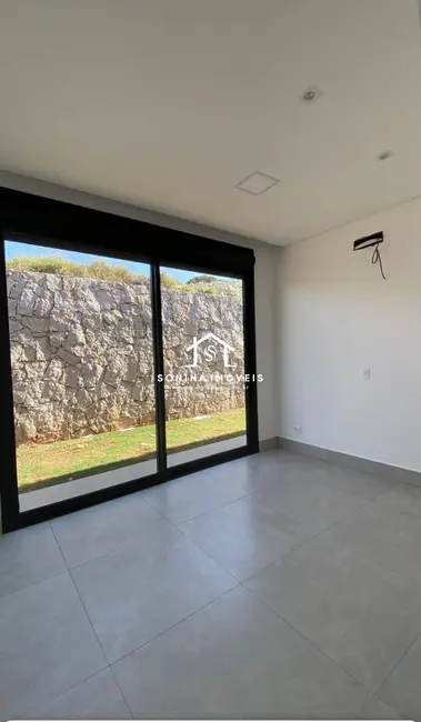 Foto 7 de Casa com 3 quartos à venda, 248m2 em Jardim Estância Brasil, Atibaia - SP