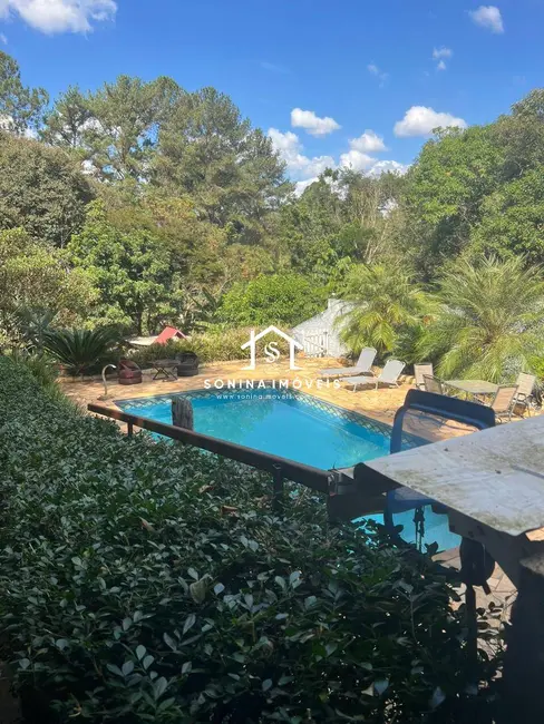 Foto 6 de Casa com 4 quartos à venda e para alugar, 400m2 em Jardim Estância Brasil, Atibaia - SP