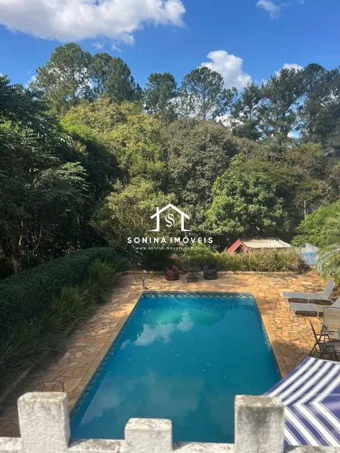 Foto 4 de Casa com 4 quartos à venda e para alugar, 400m2 em Jardim Estância Brasil, Atibaia - SP