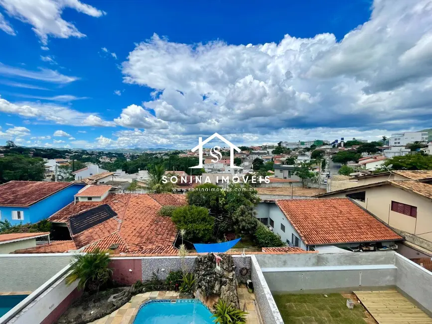 Casa com 4 quartos à venda e para alugar, 365m2 em Jardim Paulista, Atibaia - SP - imagem 8 Foto 8 de Casa com 4 quartos à venda e para alugar, 365m2 em Jardim Paulista, Atibaia - SP