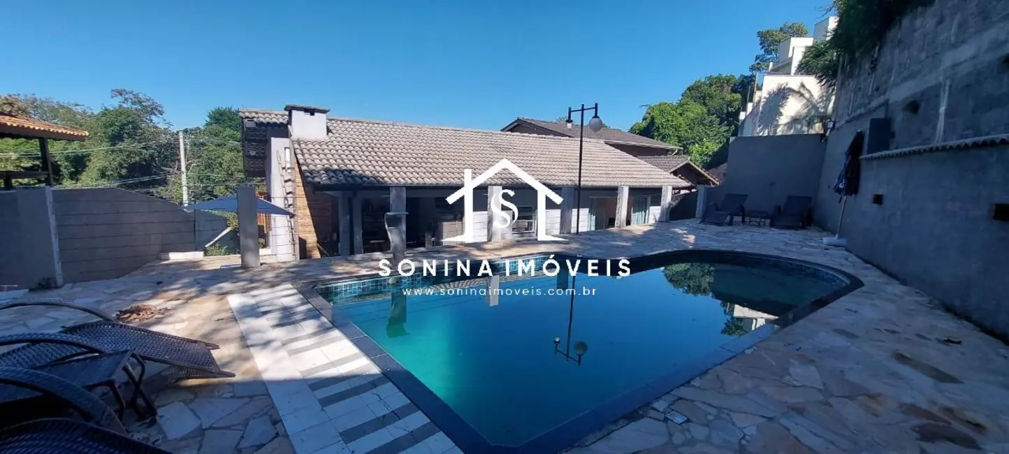 Casa com 3 quartos à venda, 535m2 em Jardim Paulista, Atibaia - SP - imagem 2 Foto 2 de Casa com 3 quartos à venda, 535m2 em Jardim Paulista, Atibaia - SP