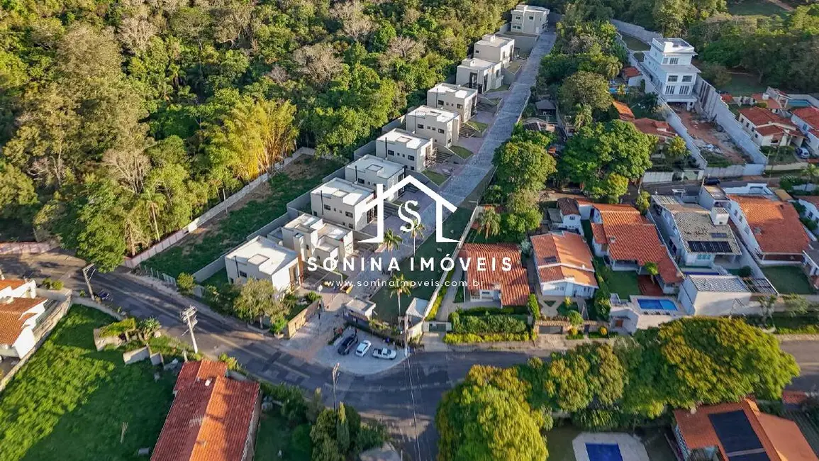 Foto 2 de Casa com 3 quartos à venda, 379m2 em Vila Santista, Atibaia - SP