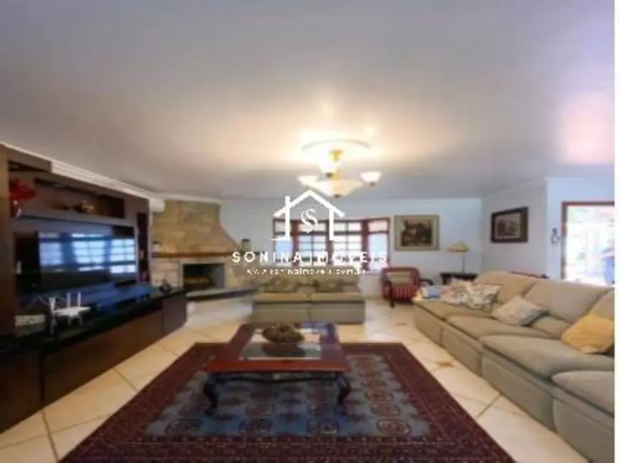 Foto 3 de Casa com 4 quartos à venda, 400m2 em Jardim Estância Brasil, Atibaia - SP