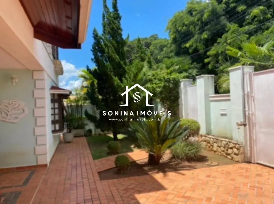 Foto 9 de Casa com 4 quartos à venda, 400m2 em Jardim Estância Brasil, Atibaia - SP