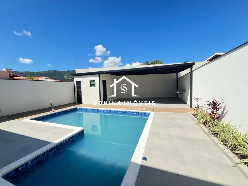 Casa com 3 quartos à venda, 440m2 em Atibaia - SP - imagem 4 Foto 4 de Casa com 3 quartos à venda, 440m2 em Atibaia - SP