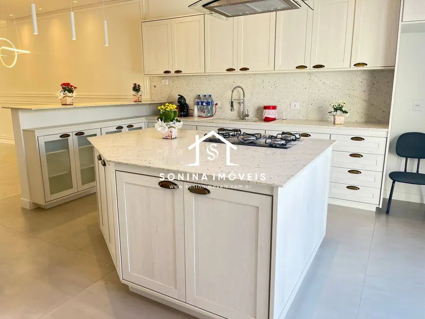 Foto 7 de Casa com 3 quartos à venda, 440m2 em Atibaia - SP