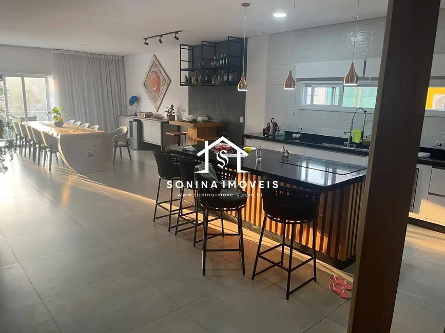 Casa com 4 quartos à venda, 400m2 em Jardim Paulista, Atibaia - SP - imagem 8 Foto 8 de Casa com 4 quartos à venda, 400m2 em Jardim Paulista, Atibaia - SP