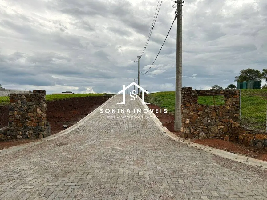 Foto 5 de Terreno / Lote à venda, 1000m2 em Joanopolis - SP