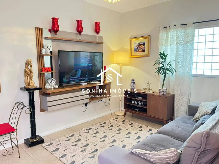 Foto 3 de Casa com 3 quartos à venda, 77m2 em Jardim das Palmeiras, Atibaia - SP