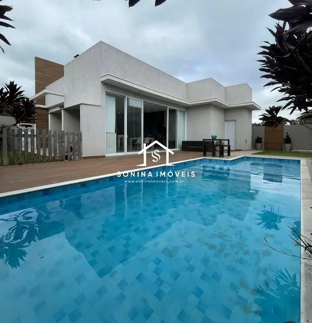 Foto 1 de Casa com 3 quartos à venda, 441m2 em Rio Abaixo, Atibaia - SP