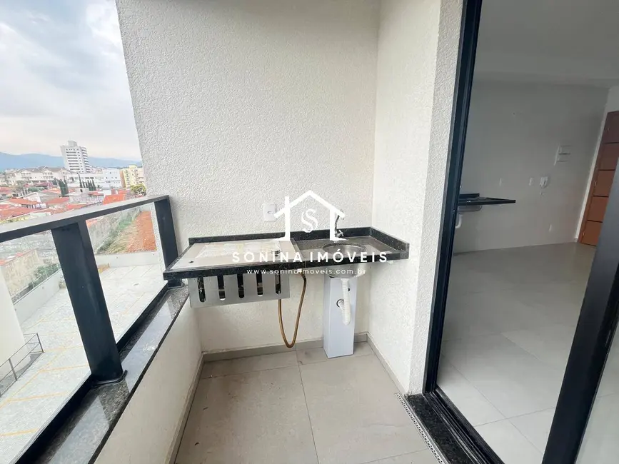 Foto 1 de Apartamento com 2 quartos à venda e para alugar, 65m2 em Atibaia Jardim, Atibaia - SP