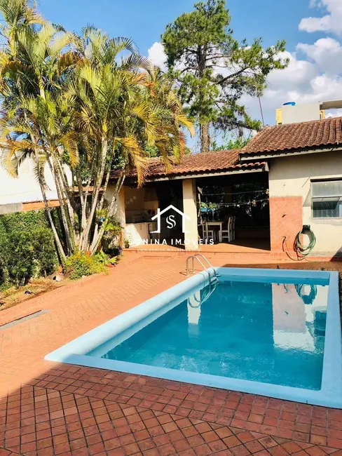 Foto 1 de Casa com 4 quartos à venda, 559m2 em Centro, Atibaia - SP