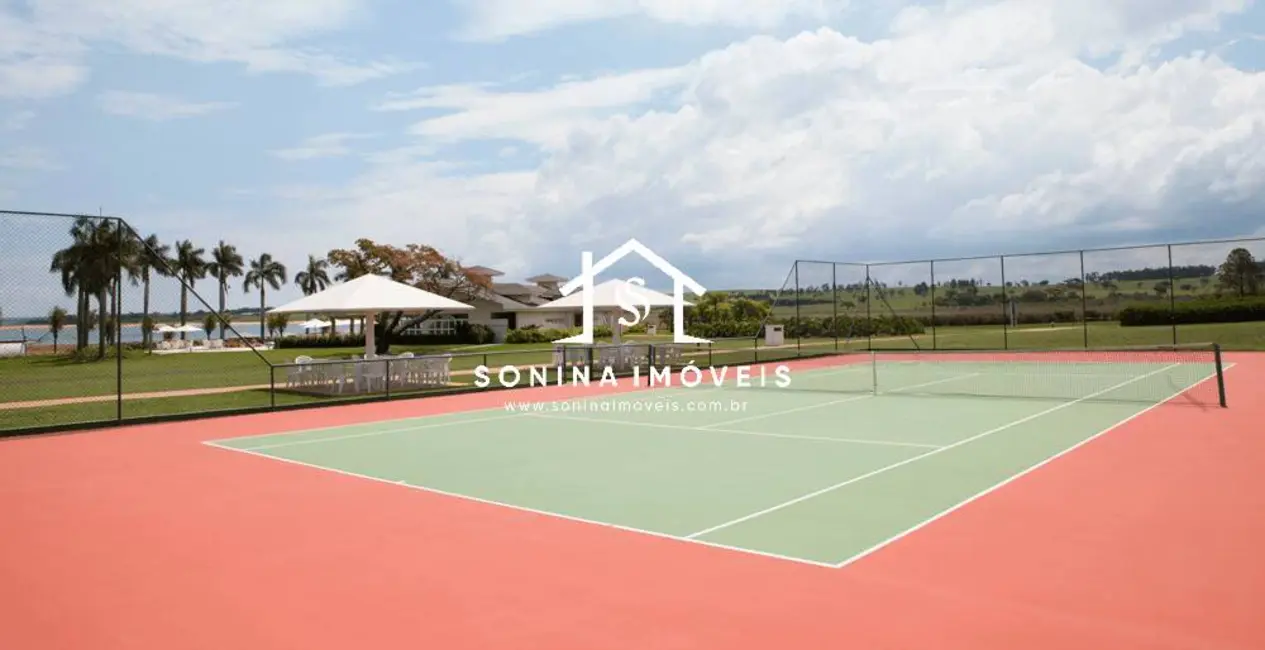 Foto 9 de Casa com 3 quartos à venda, 300m2 em Atibaia - SP