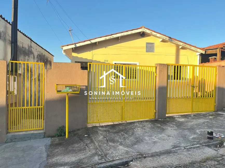 Foto 1 de Casa com 4 quartos à venda, 162m2 em Centro, Bom Jesus Dos Perdoes - SP