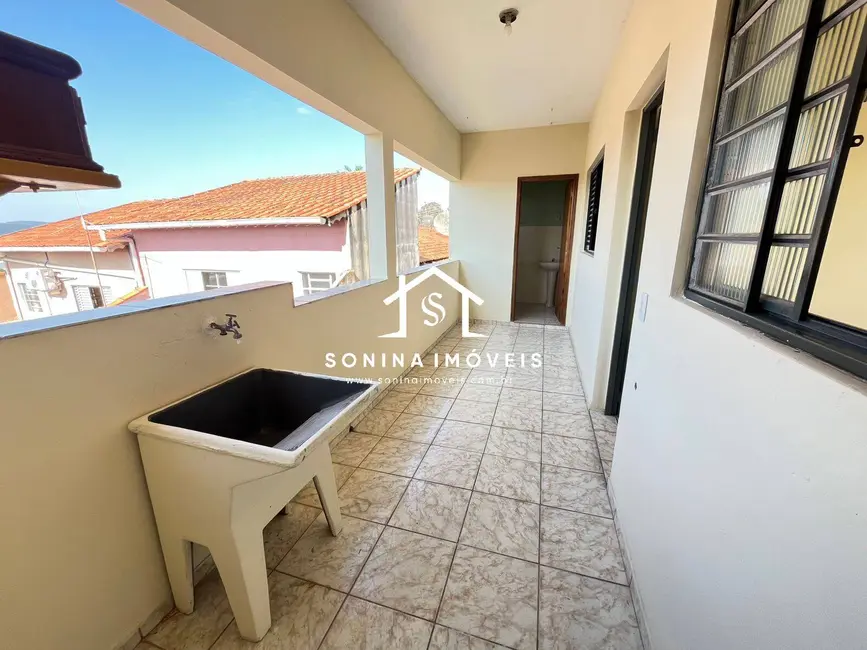 Foto 4 de Casa com 4 quartos à venda, 162m2 em Centro, Bom Jesus Dos Perdoes - SP