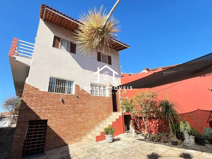 Foto 2 de Casa com 3 quartos à venda, 330m2 em Bom Jesus Dos Perdoes - SP