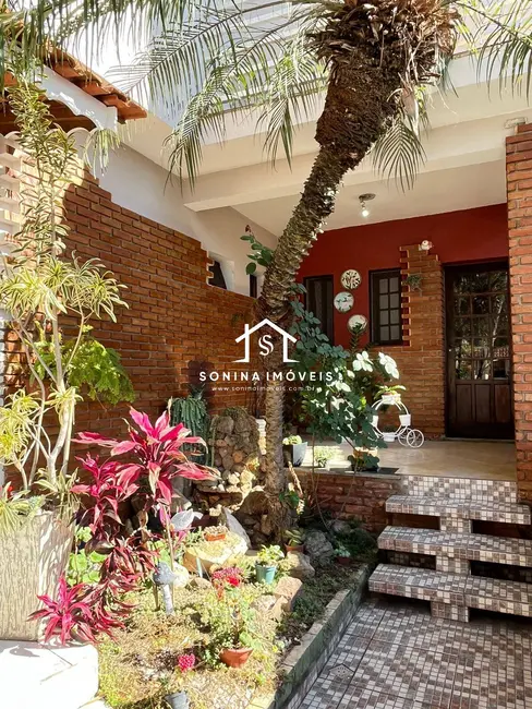 Foto 4 de Casa com 3 quartos à venda, 330m2 em Bom Jesus Dos Perdoes - SP