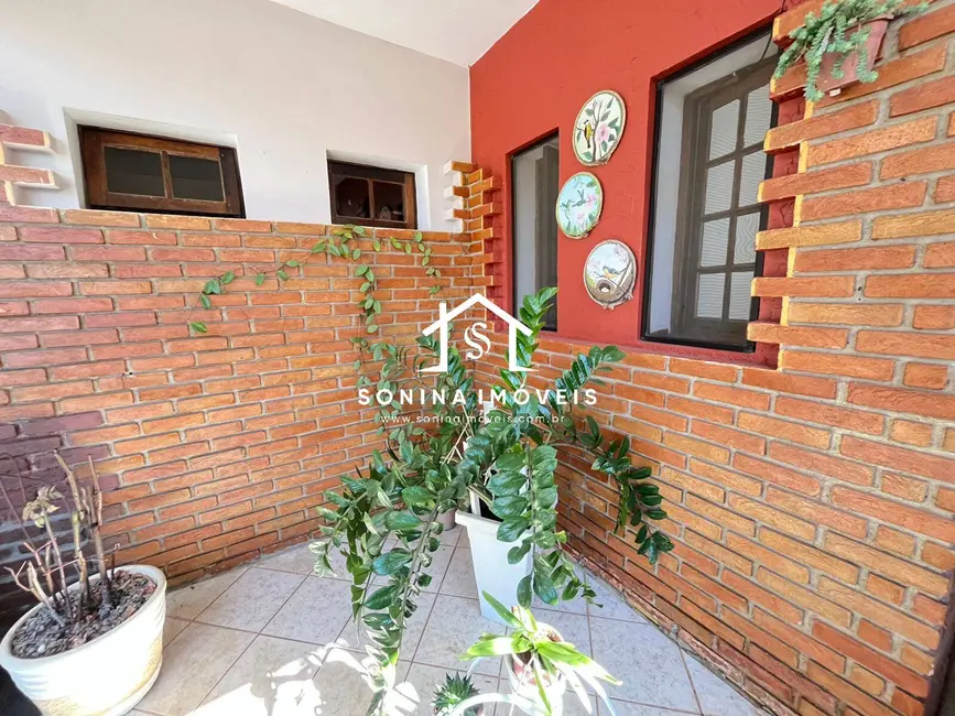 Foto 8 de Casa com 3 quartos à venda, 330m2 em Bom Jesus Dos Perdoes - SP