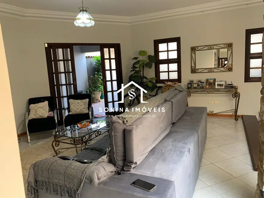 Foto 4 de Casa com 3 quartos à venda, 400m2 em Jardim dos Pinheiros, Atibaia - SP